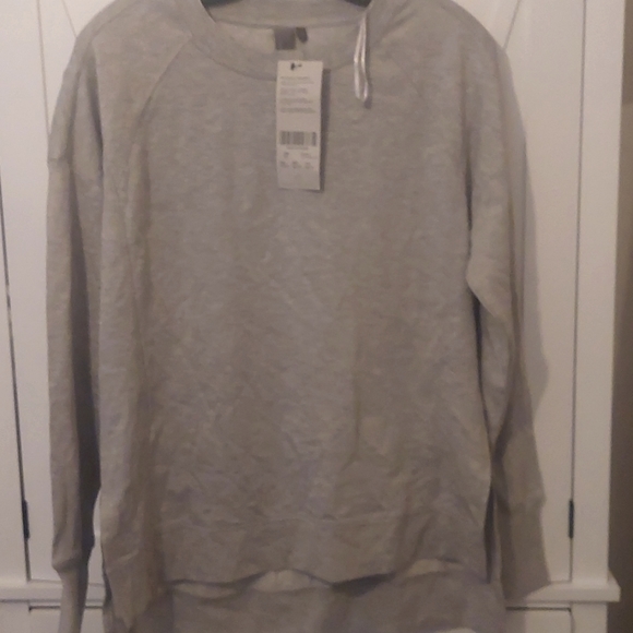 Sweaty Betty Sweaters - NWT Sweaty Betty Sweatshirt XS